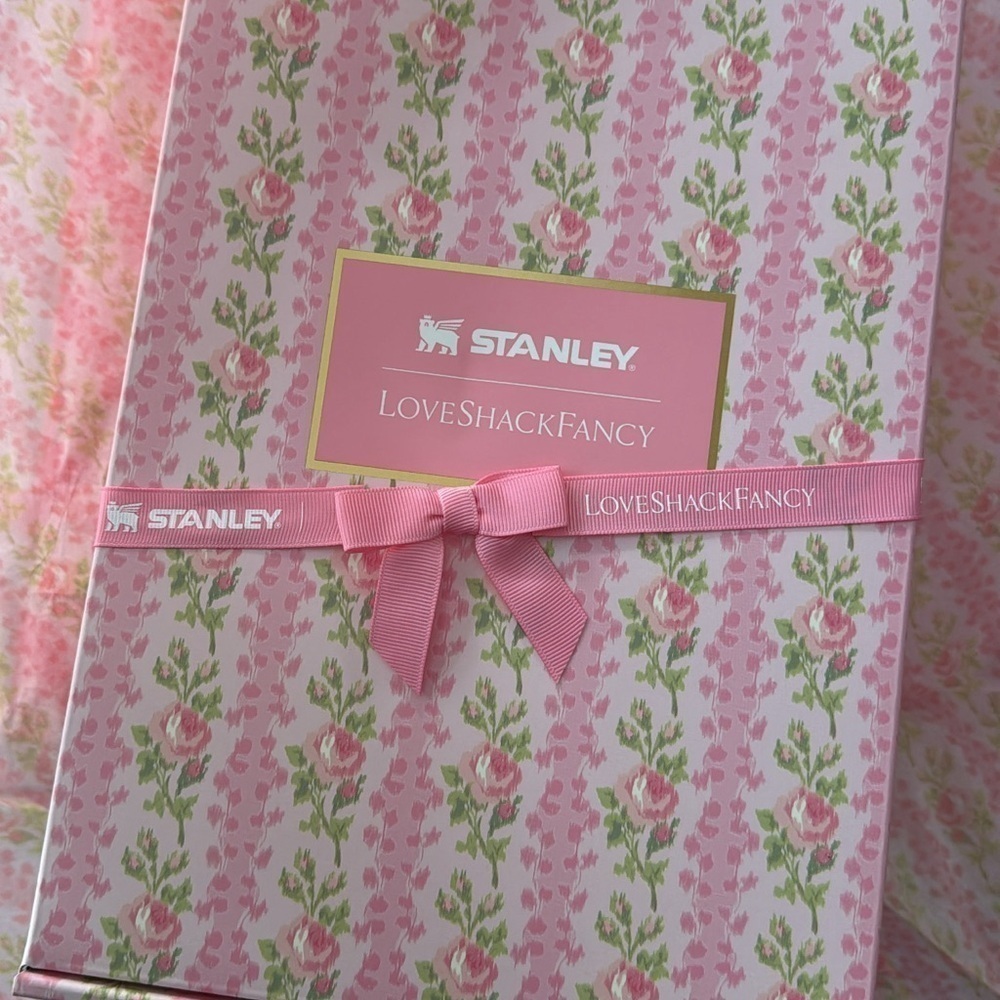 Limited edition loveshackfancy by Stanley bottle - Picture 1 of 3